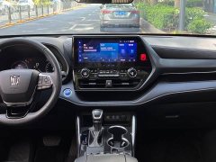 Toyota Crown Lufang 2022 2.5L HEV four-wheel drive premium version - фото 14