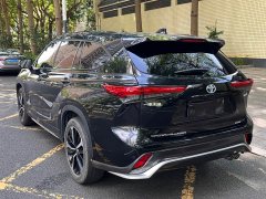 Toyota Crown Lufang 2022 2.5L HEV four-wheel drive premium version - фото 19