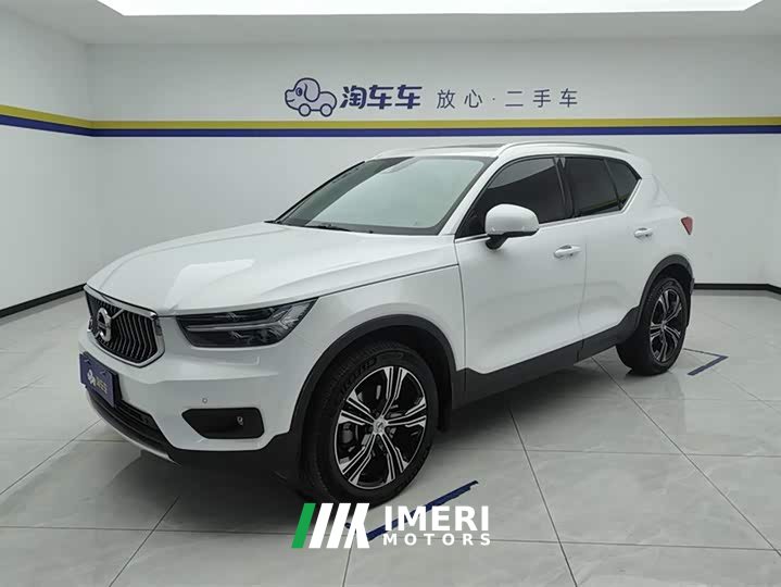 Volvo XC40 T4 four-wheel drive Zhiyuan Deluxe Edition - автомобиль из Китая