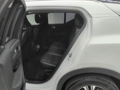 Volvo XC40 T4 four-wheel drive Zhiyuan Deluxe Edition - фото 11