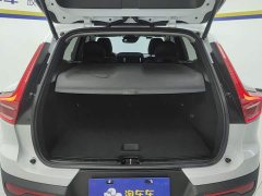 Volvo XC40 T4 four-wheel drive Zhiyuan Deluxe Edition - фото 4