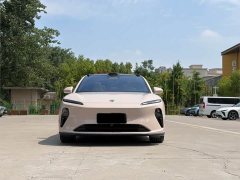 NIO ET5T 75kWh Touring - фото 16