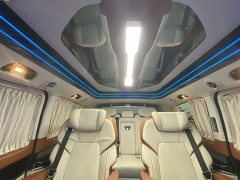 Mercedes-Benz V-Class 2.0L high-roof customized version - фото 11