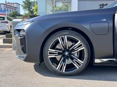 BMW i7 2023 xDrive60L M Sports Package - фото 4