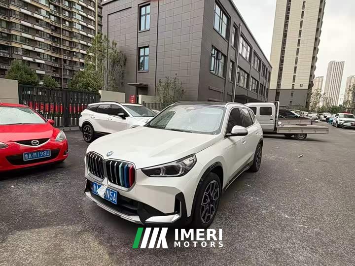 BMW X1 2023 sDrive25Li X design package - автомобиль из Китая