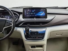 Buick GL8 Land Business Class 652T Luxury - фото 12