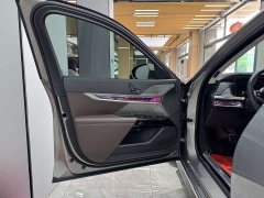 BMW 7 Series 740Li M Sport Package - фото 10