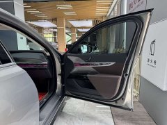 BMW 7 Series 740Li M Sport Package - фото 19