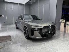 BMW 7 Series 740Li M Sport Package - фото 3