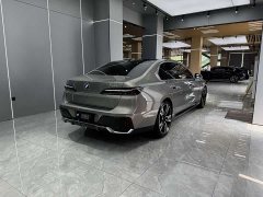 BMW 7 Series 740Li M Sport Package - фото 4
