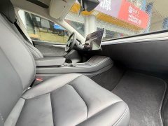 Tesla Model Y rear-wheel drive version - фото 11