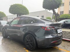Tesla Model Y rear-wheel drive version - фото 5