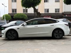 Tesla Model 3 rear-wheel drive version - фото 6
