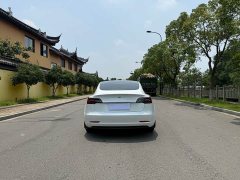 Tesla Model 3 2022 rear-wheel drive version - фото 6