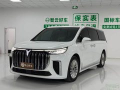 Voyah Lantu Dreamer PHEV Extra Long Range Premium Edition - фото 1