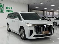 Voyah Lantu Dreamer PHEV Extra Long Range Premium Edition - фото 3