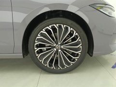 Volkswagen Passat 2025 Pro 380TSI Dragon Edition - фото 6