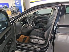 Volkswagen Passat 330TSI Elite Edition - фото 9