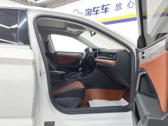 Volkswagen Sagitar 280TSI DSG surpasses Lite version - фото 8