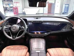 Mercedes-Benz E-Class E 300 L Luxury - фото 6