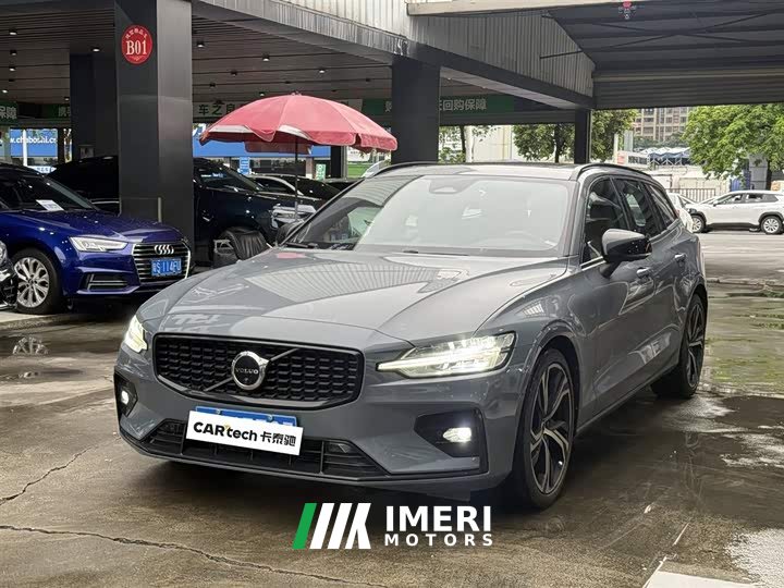 Volvo V60 2023 B5 Ultimate Sport