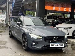 Volvo V60 2023 B5 Ultimate Sport - фото 3