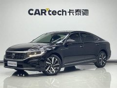 Volkswagen Passat 330TSI Starry Sky Deluxe Edition - фото 1