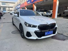 BMW 5 Series 2025 530Li Exclusive M Sports Package - фото 3
