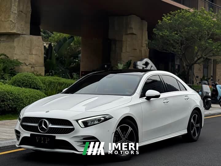 Mercedes-Benz A-Class Facelift A 200 L Sports Sedan Fashionable - автомобиль из Китая