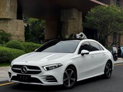 Mercedes-Benz A-Class Facelift A 200 L Sports Sedan Fashionable - фото 1