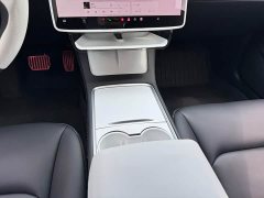 Tesla Model 3 2022 rear-wheel drive version - фото 13