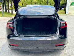 Tesla Model 3 2022 rear-wheel drive version - фото 20