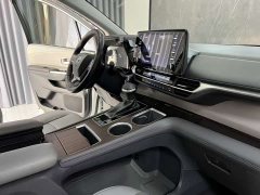 Toyota Sienna 2.5L Automatic - фото 13