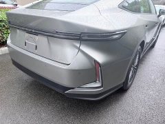Lexus ES 300h - фото 10