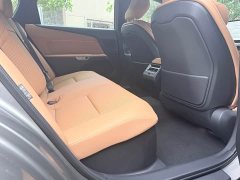 Lexus ES 300h - фото 11