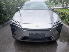 Lexus ES 300h - фото 2