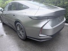 Lexus ES 300h - фото 9