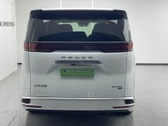 Denza D9 DM-i smart driving version 1020 four-wheel drive flagship - фото 4