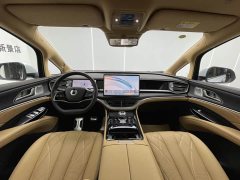 Denza D9 DM-i smart driving version 1020 four-wheel drive flagship - фото 5