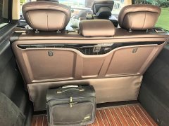 Mercedes-Benz V-Class 2022 V 260 L Long Wheelbase Luxury Edition - фото 8