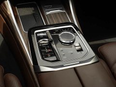 BMW 7 Series 2023 740Li M Sport Package - фото 14