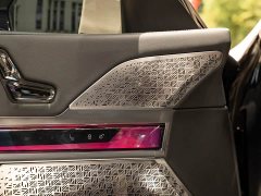 BMW 7 Series 2023 740Li M Sport Package - фото 9