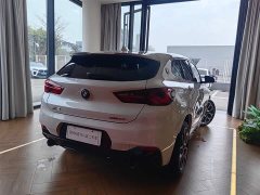 BMW X2 sDrive25i Night Edition - фото 4