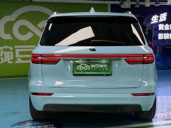 Li Auto ONE Extended-Range 6-Seater - фото 18