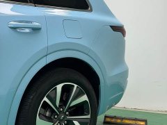 Li Auto ONE Extended-Range 6-Seater - фото 9
