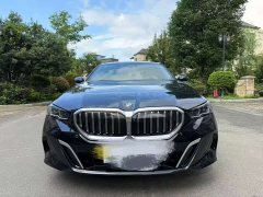 BMW 5 Series 530Li Leading M Sports Package - фото 7