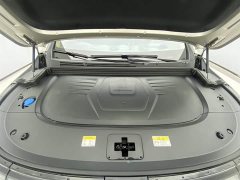 VOYAH Dream PHEV Qiankun Ultra - фото 12