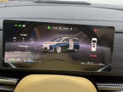 VOYAH Dream PHEV Qiankun Ultra - фото 15