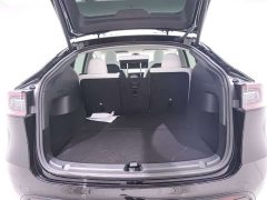 Tesla Model Y standard range rear-wheel drive version - фото 13