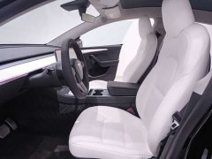 Tesla Model Y standard range rear-wheel drive version - фото 14